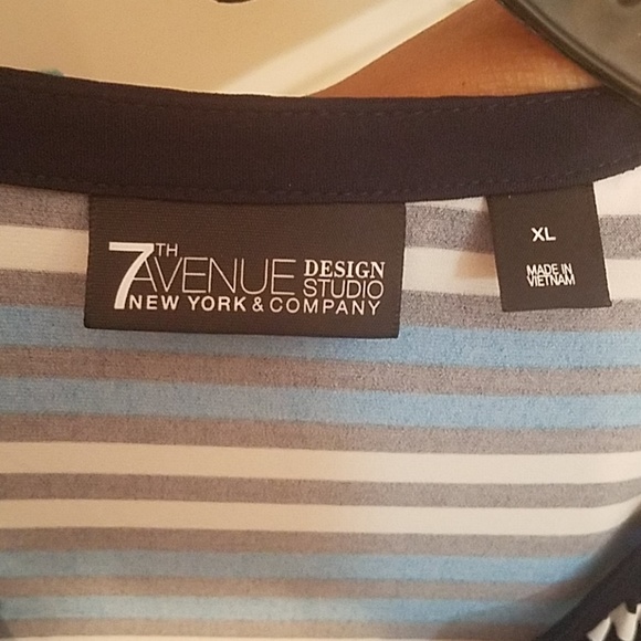 Lace Up Striped Blouse - Picture 5 of 5